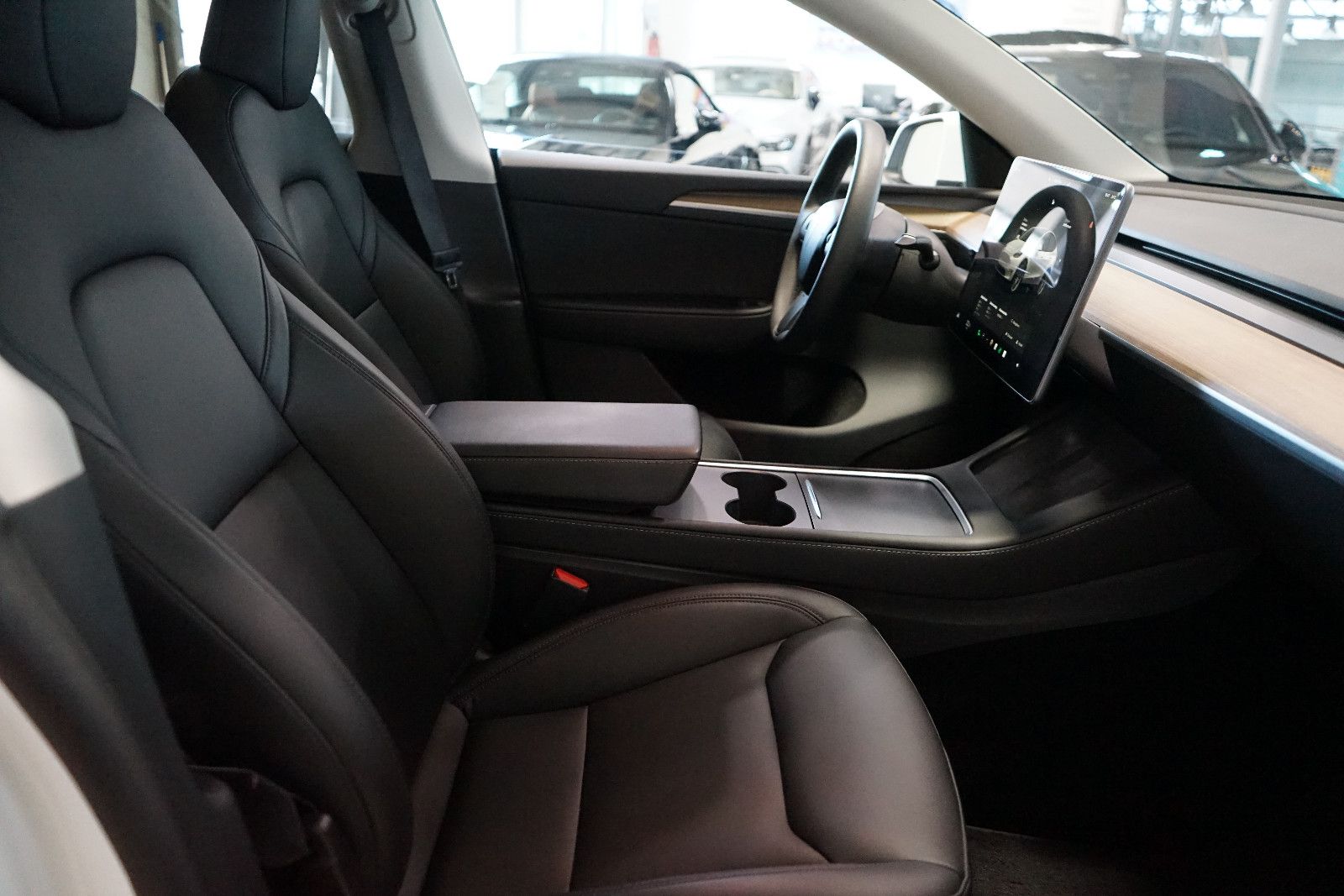 Tesla Model Y Long Range DualMotorAWD Autopilot 92%SoH