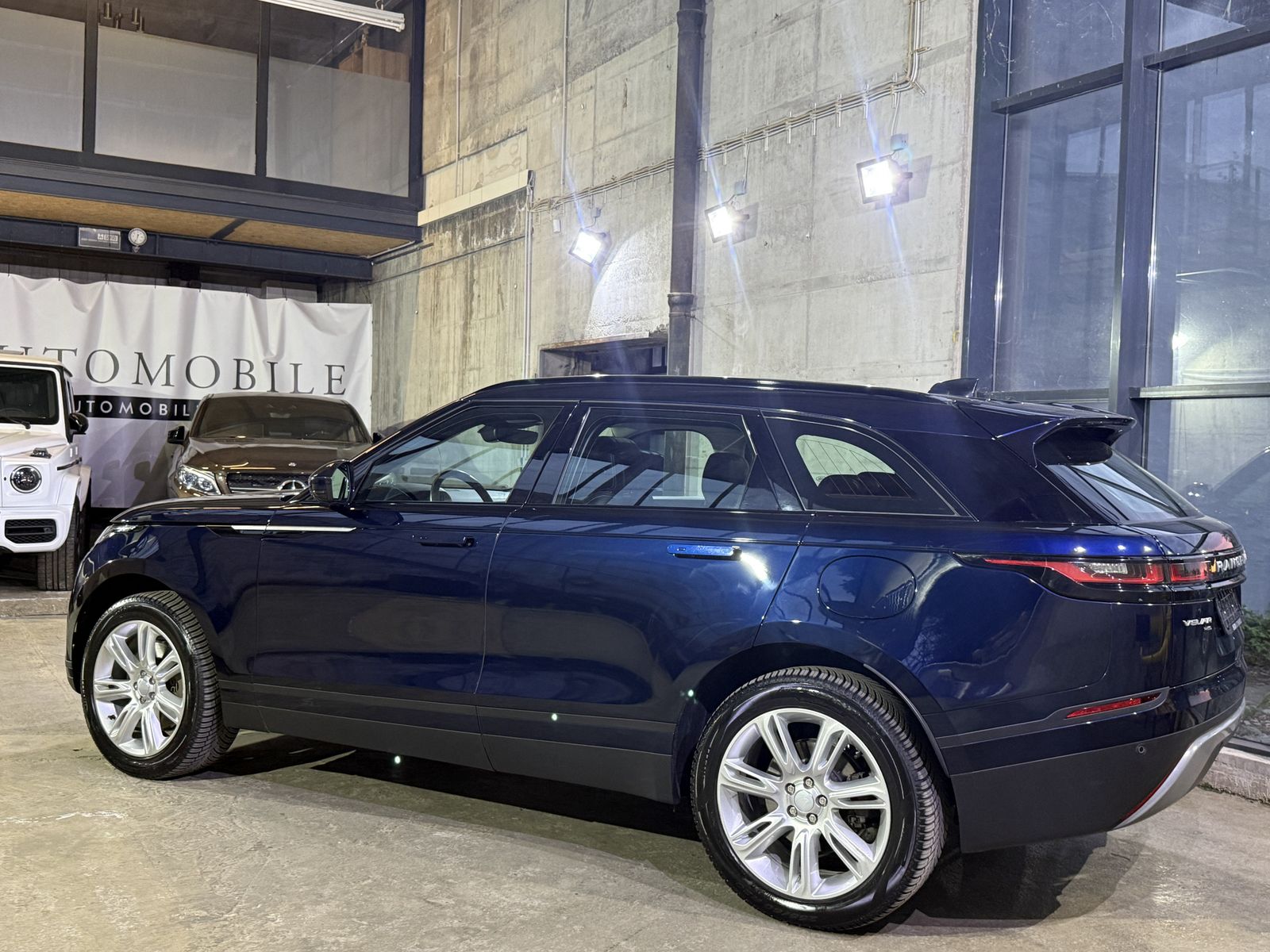 Range Rover Velar P400 - Samsaru's Car Outlet