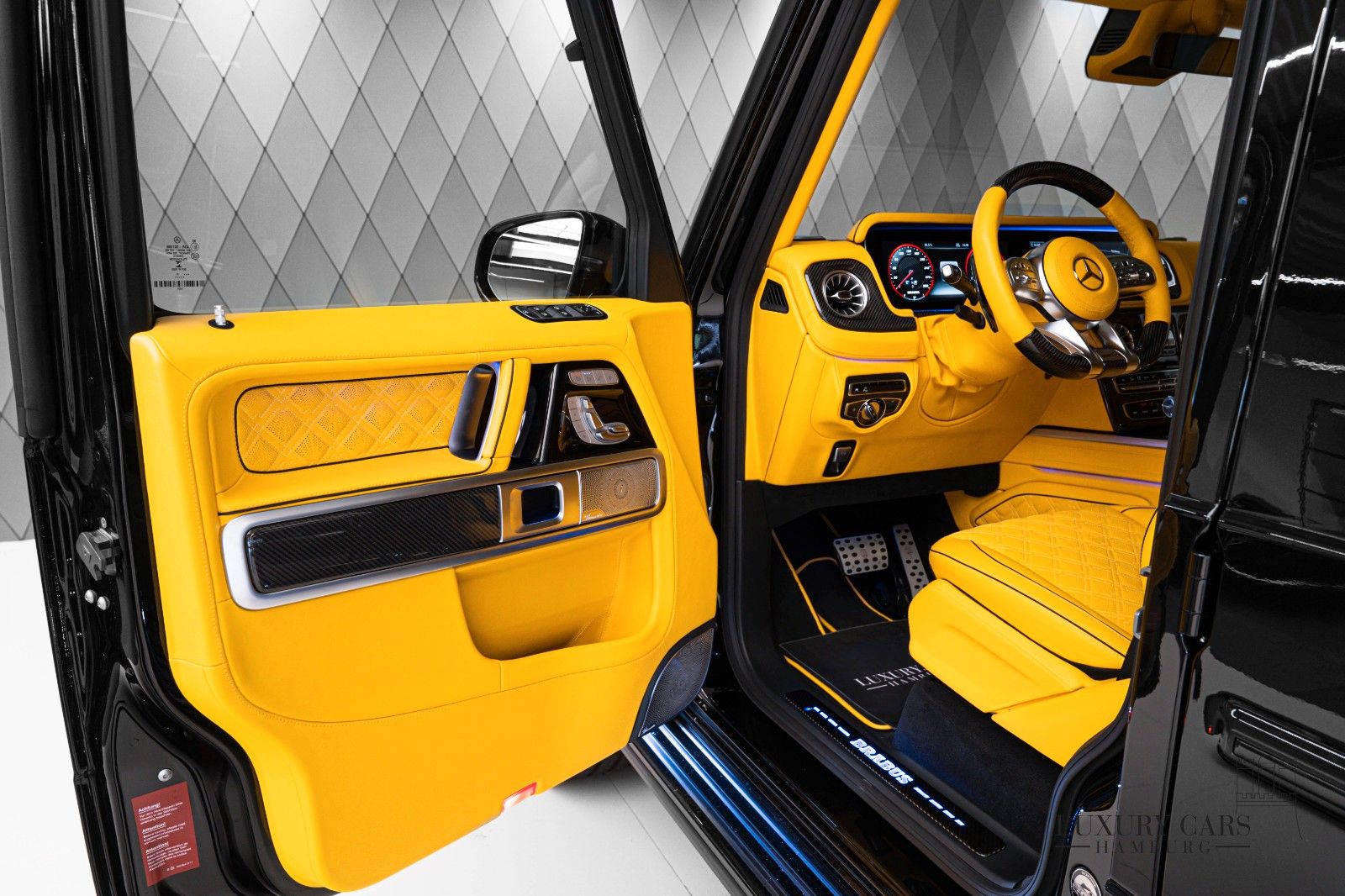 Mercedes-Benz G 63 AMG BRABUS - Samsaru's Car Outlet
