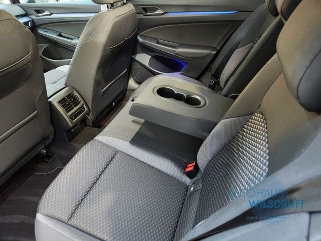 Volkswagen Golf VIII 1.5 TSi Active - Samsaru's Car Outlet