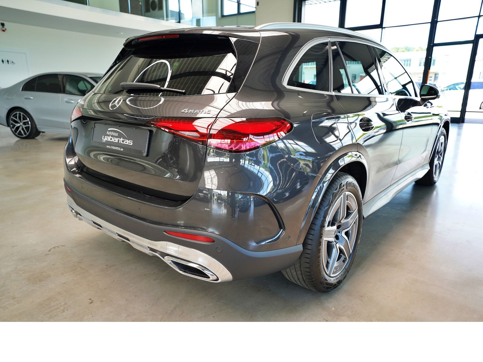 Mercedes-Benz GLC 400 e 4M AMG - Samsaru's Car Outlet