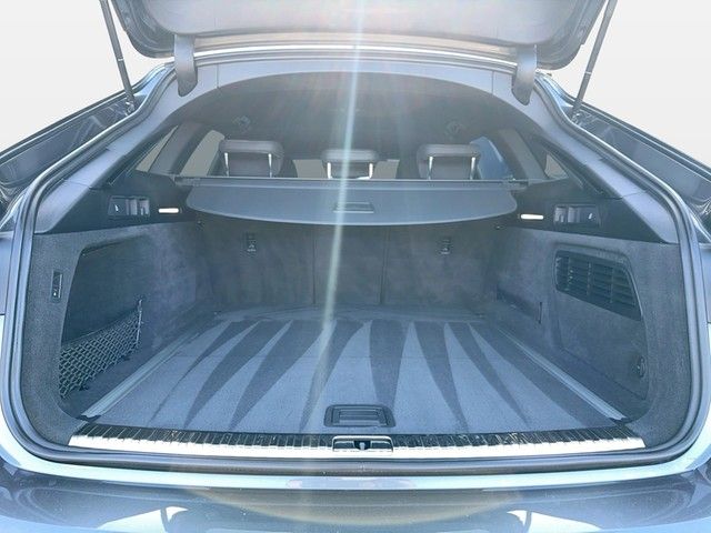 Audi A6 Avant 40 TDI quattro S tronic S line Matrix C
