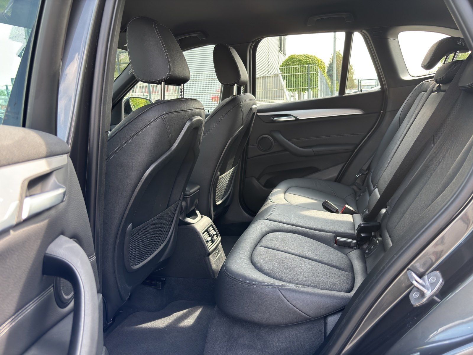 BMW X1 xDrive25e M Sport - Samsaru's Car Outlet