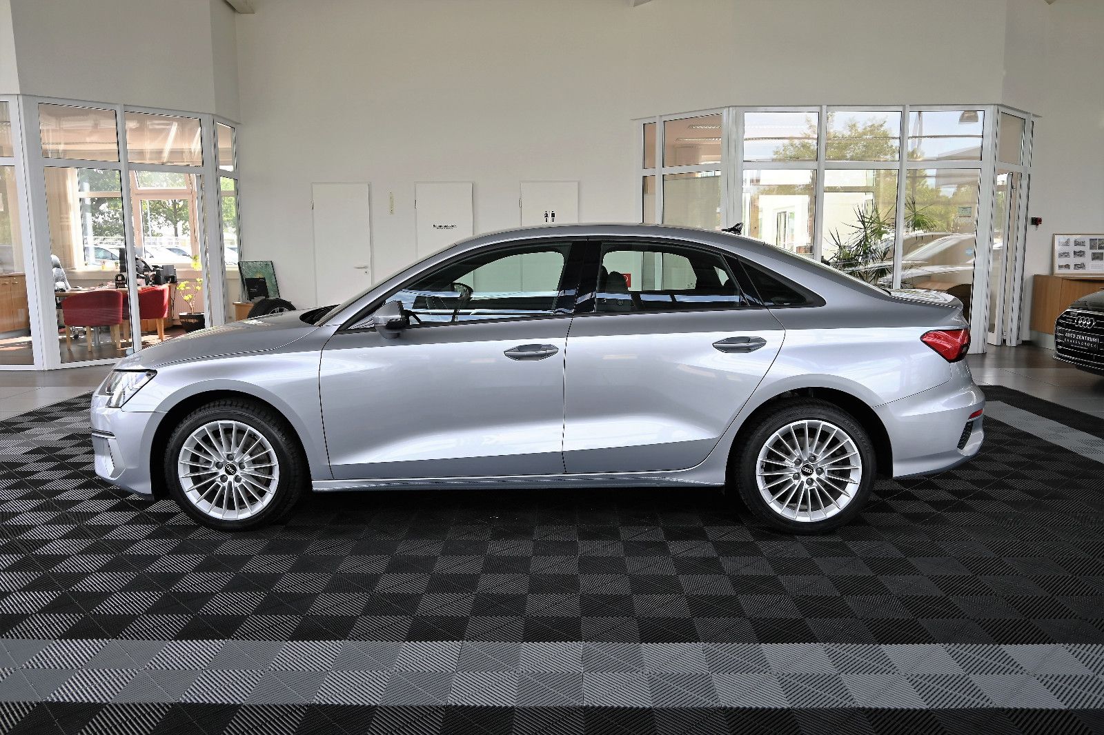 Audi A3 Limousine 35 TDI advanced Navi Virtual PDC 17