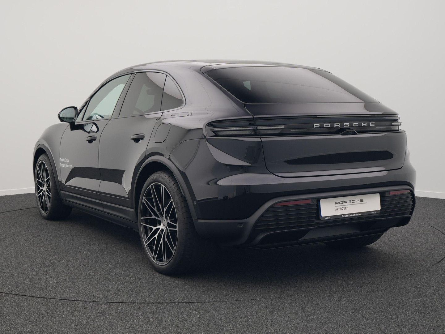 Porsche Macan 4