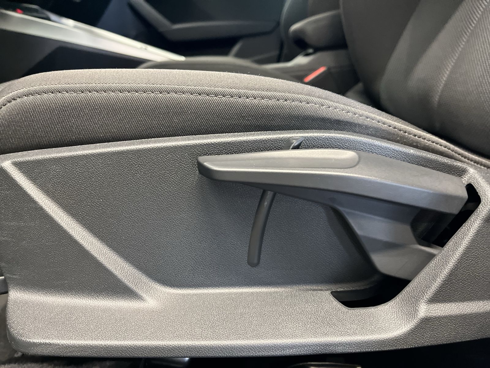 Audi A3 Sportback 40 TFSI e S tronic advanced FLA LM