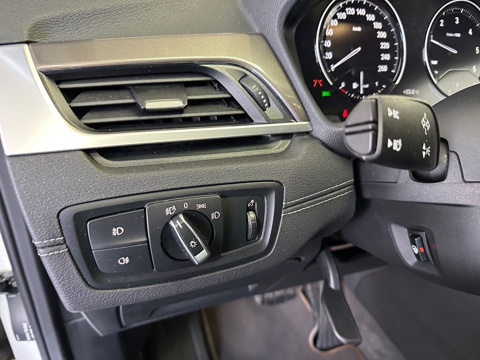 BMW X1 xDrive25d - Samsaru's Car Outlet