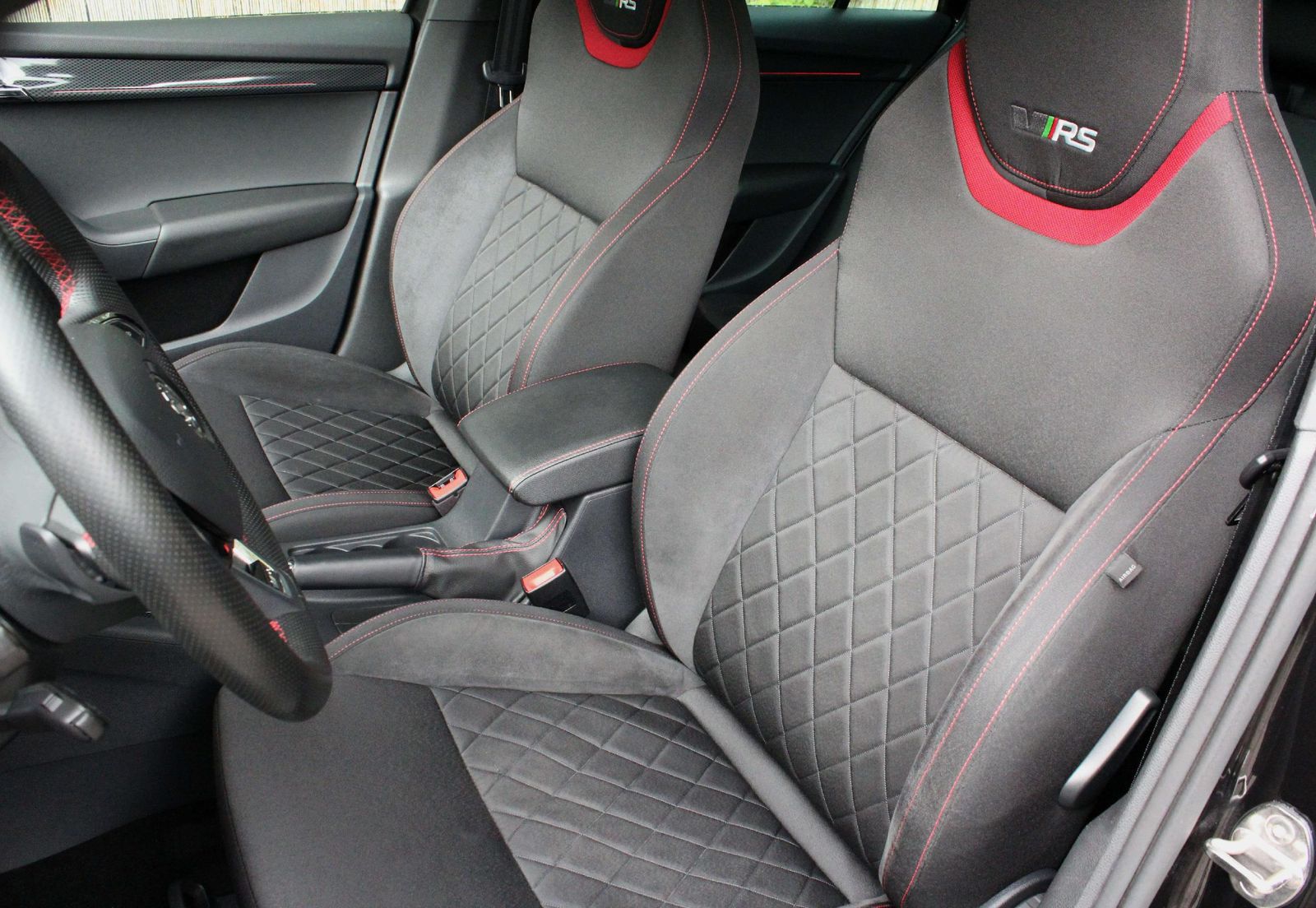 Skoda Octavia RS 4x4 - Samsaru's Car Outlet