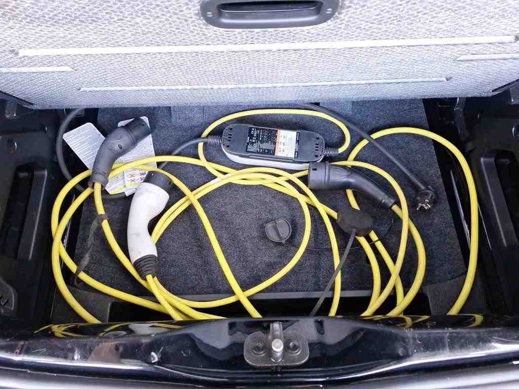 Volkswagen up! e-up! Style - Samsaru's Car Outlet