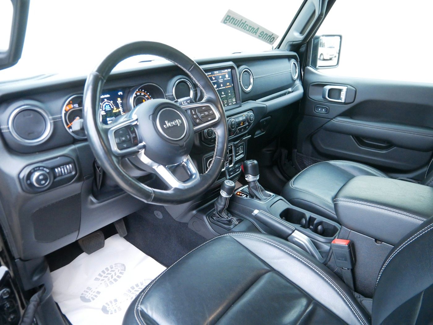 Jeep Wrangler Unlimited 2.2 Overland 1.Hand AHK LED