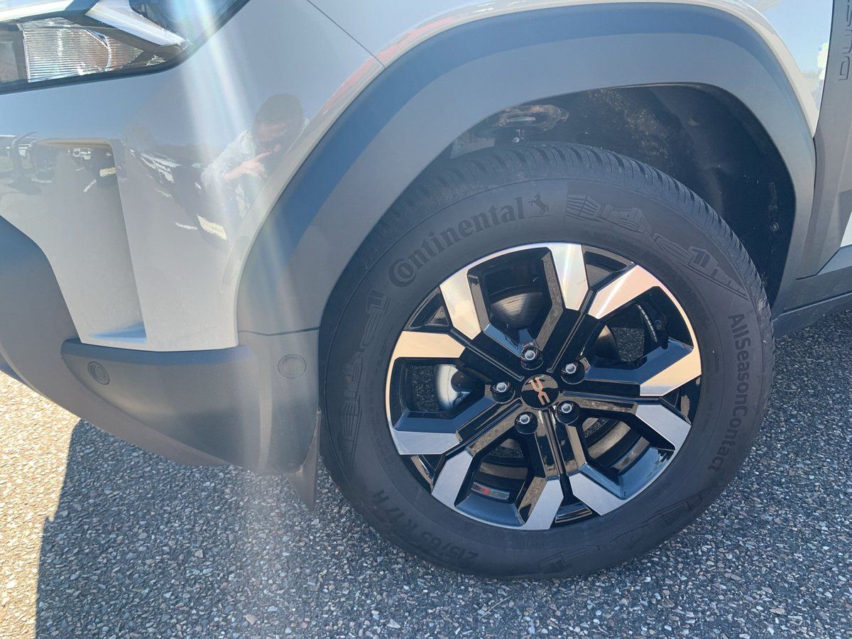 Dacia Duster TCe 130 4x4 - Samsaru's Car Outlet