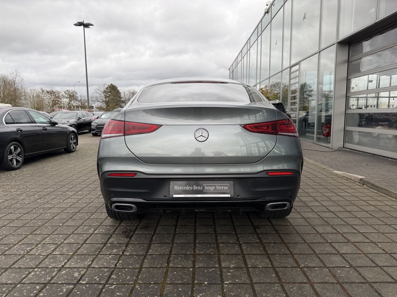Mercedes-Benz GLE 400 d 4M Coupé AMG+BURM+NIGHT+AIRMATIC+360