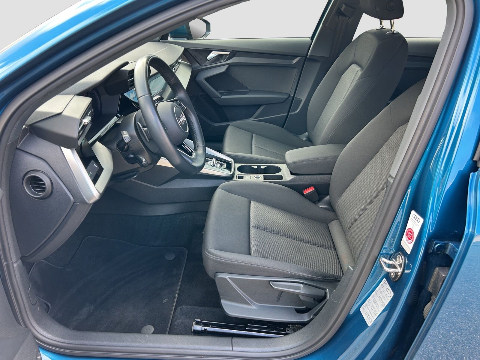 Audi A3 Sportback 40 TFSI e Hybrid Business Kamera AC