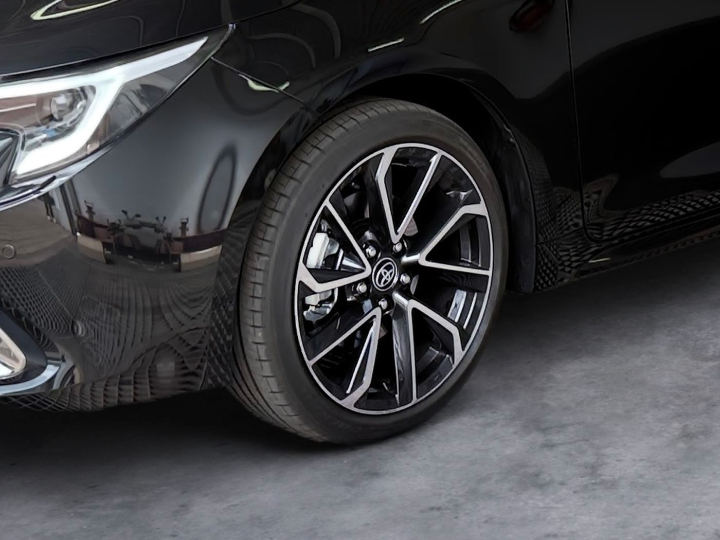Toyota Corolla Touring Sports 2.0 Lounge PanoramaSD JBL