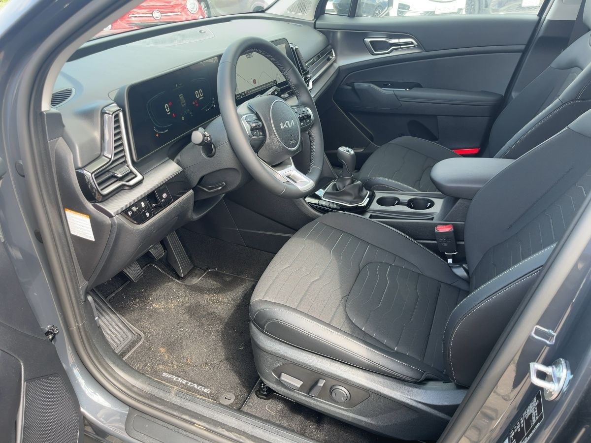 Kia Sportage 1.6T 48V VISION - Samsaru's Car Outlet