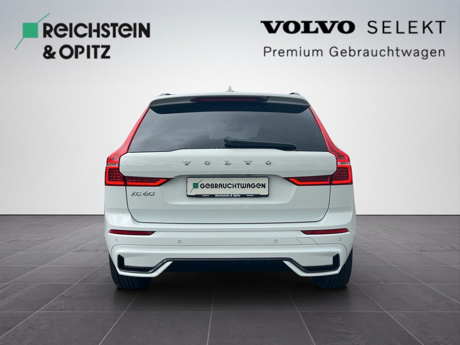 Volvo XC60 B4 D AWD R Design - Samsaru's Car Outlet