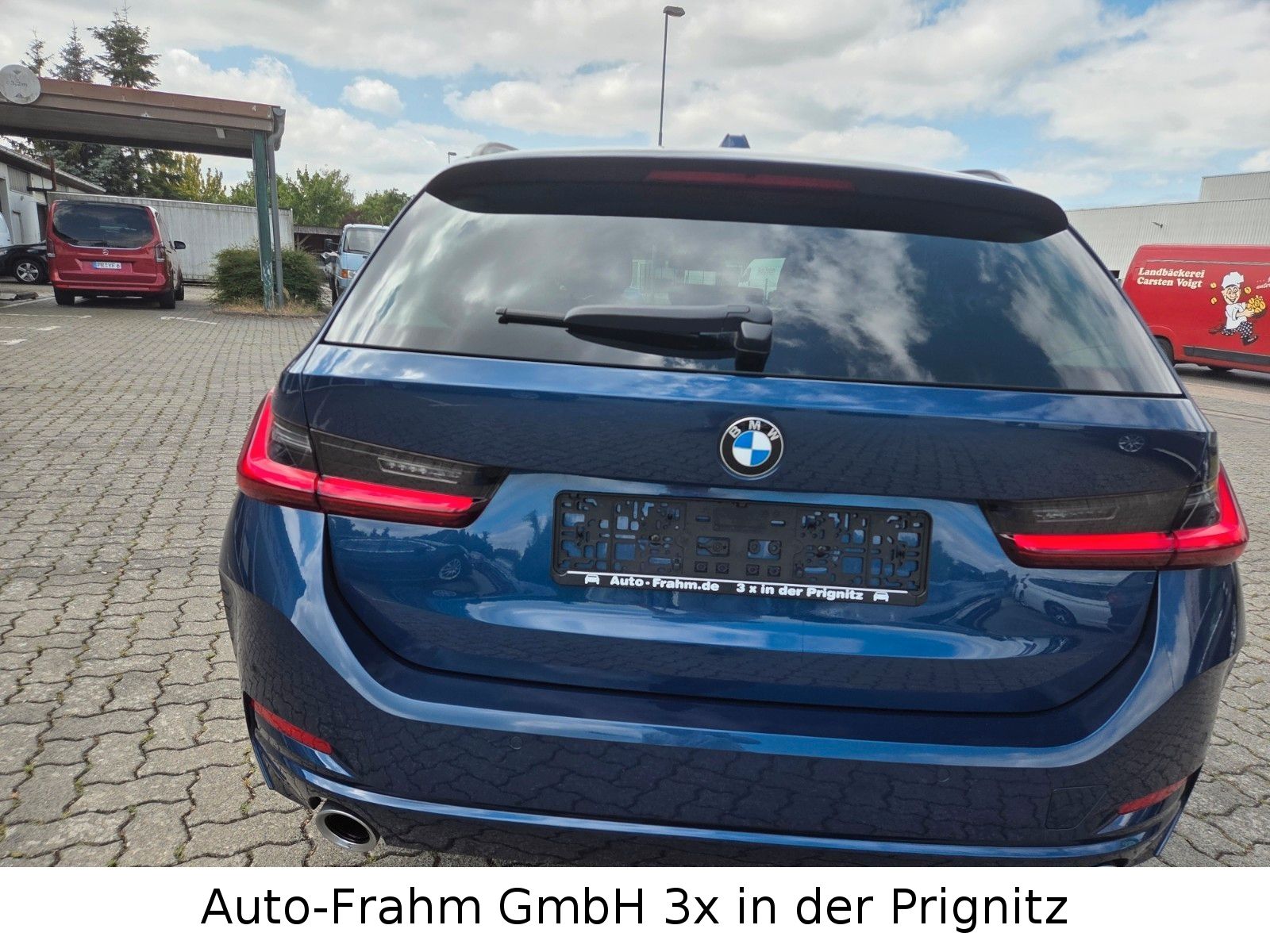 BMW 320 d xDrive - Samsaru's Car Outlet