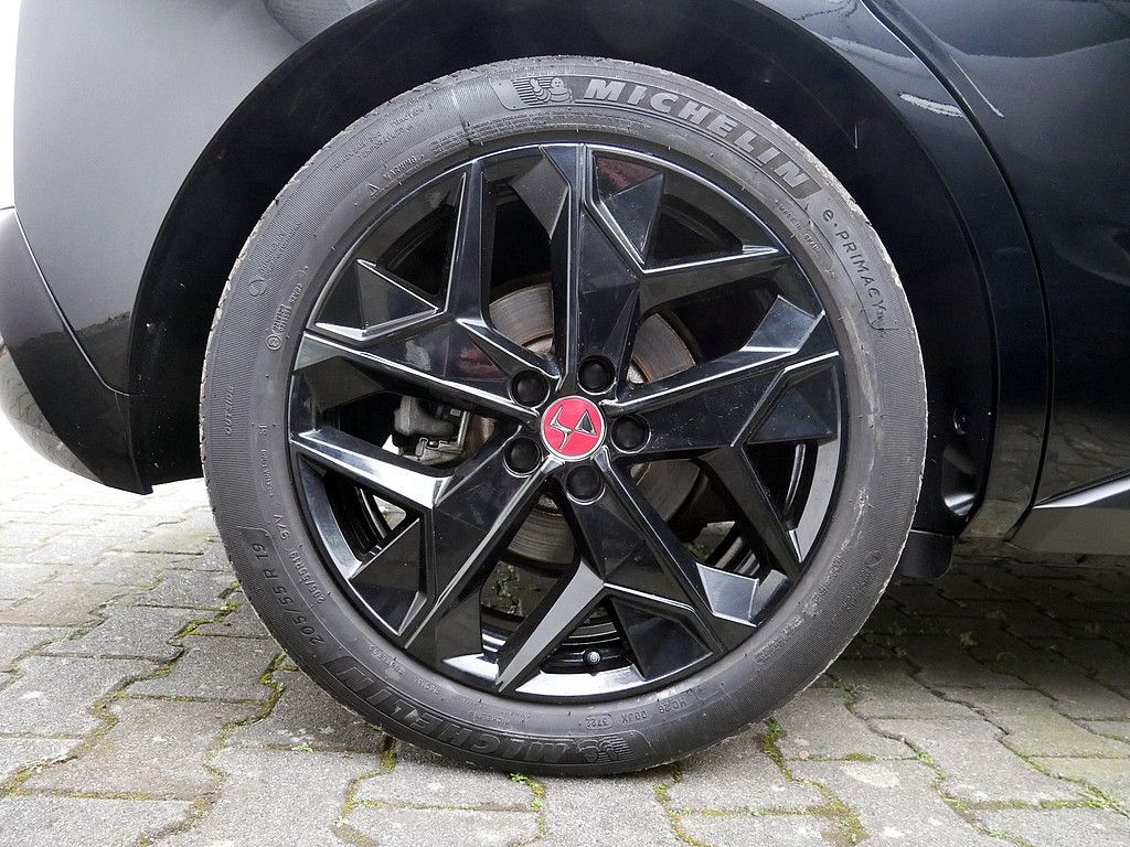 DS Automobiles DS 4 E-TENSE 225 Performance Line + MATRIX-LED
