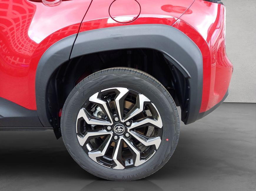 Toyota Yaris Cross Teamplayer Safety-Paket Winter-Paket