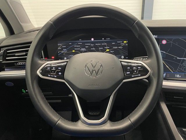 Volkswagen TOUAREG 3.0 V6 TDI Elegance 4Motion - Samsaru's Car Outlet