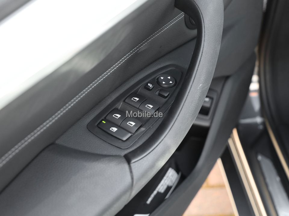 BMW X1 xDrive25e M Sport Steptronic - Samsaru's Car Outlet