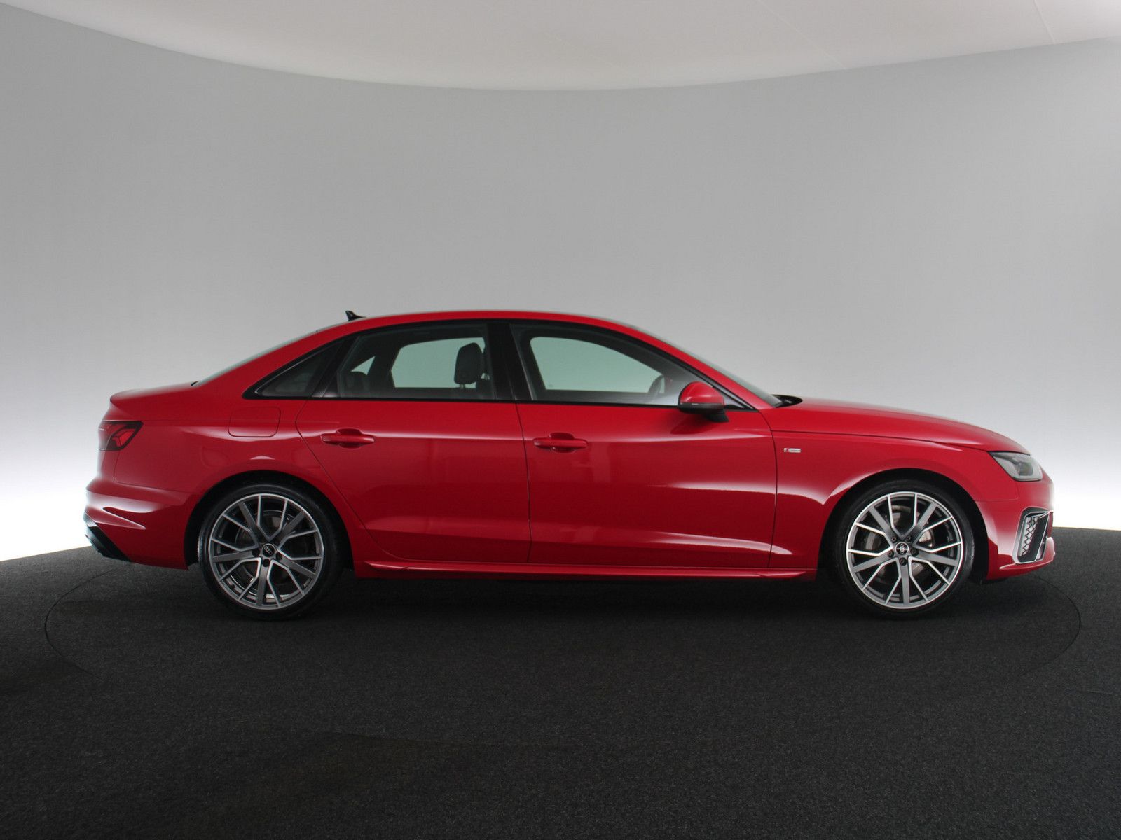 Audi A4 Lim. 40 TDI quattro S line LED B&O NAVI SHZ
