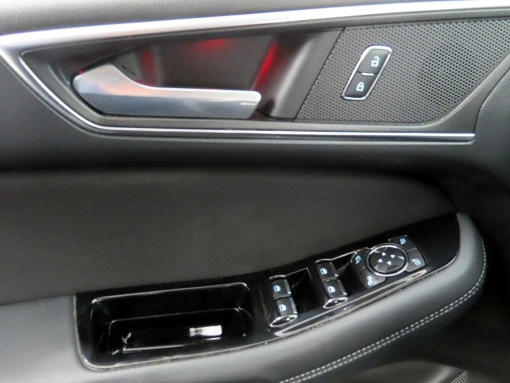 Ford S-Max 2.5 Hybrid Titanium LED+FrontKam+ParkAss