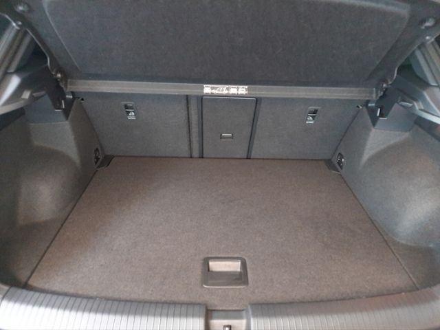 Volkswagen T-Roc 1.5TSI DSG Sport - Samsaru's Car Outlet