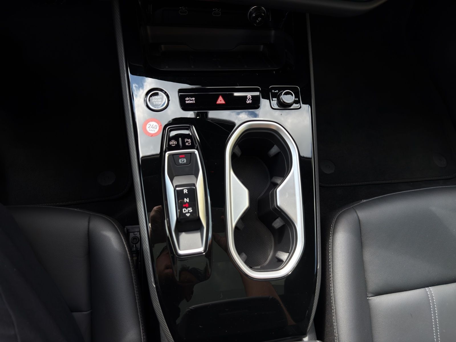 Audi A6 Avant TDI Q S LINE PANO LEDER HuD B&O