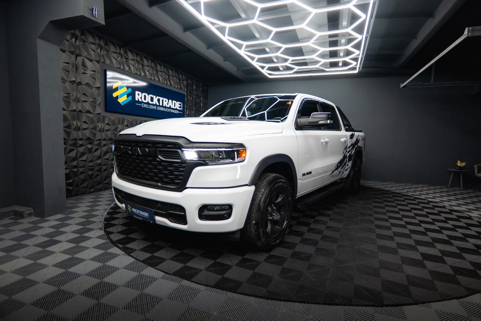 Dodge RAM 3.6 V6 MY 25 Offroad Night-Paket ACC LED 19%