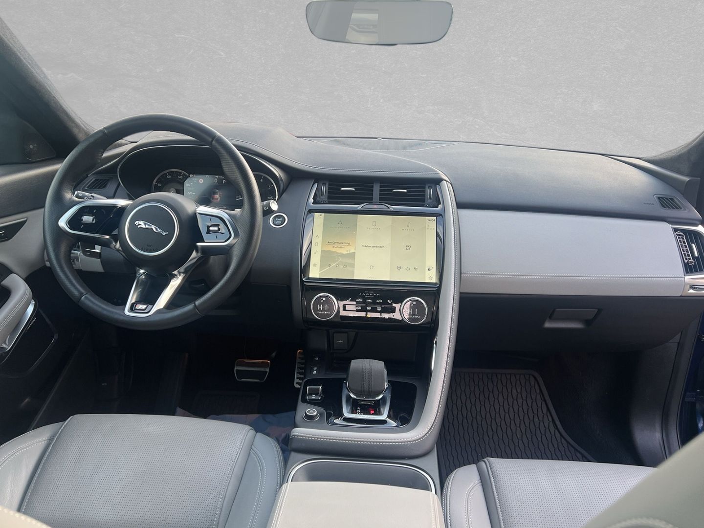 Jaguar E-Pace P200 R-Dynamic Black AWD ''21''Alu''Heckk
