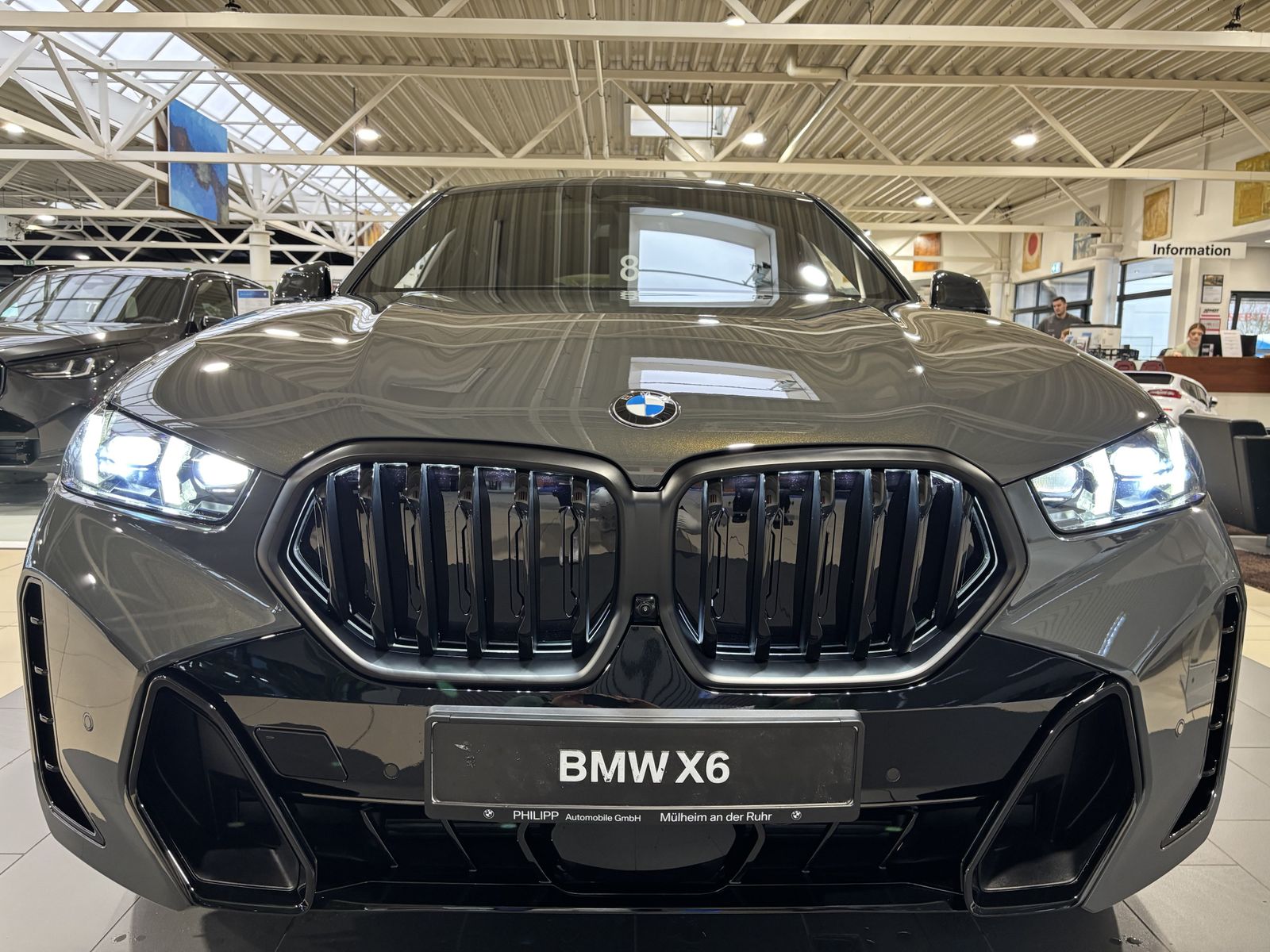BMW X6 xDrive40d M SportPro B&W PANO HUD 360° AHK DA