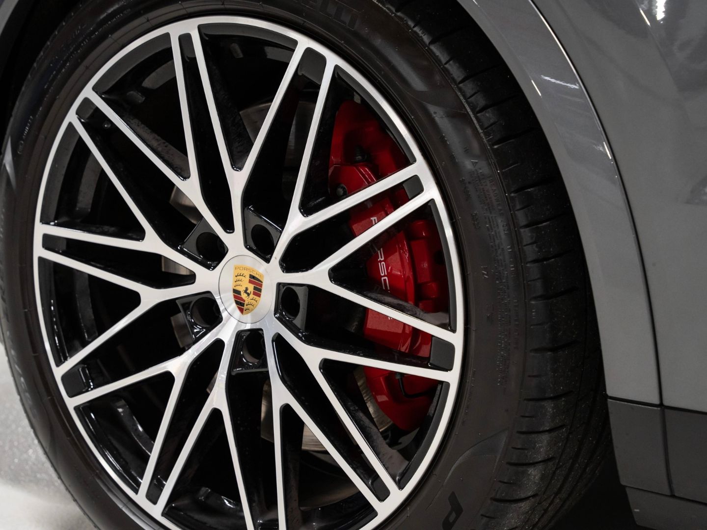 Porsche Cayenne S Coupe PASM PDCC BOSE InnoDrive