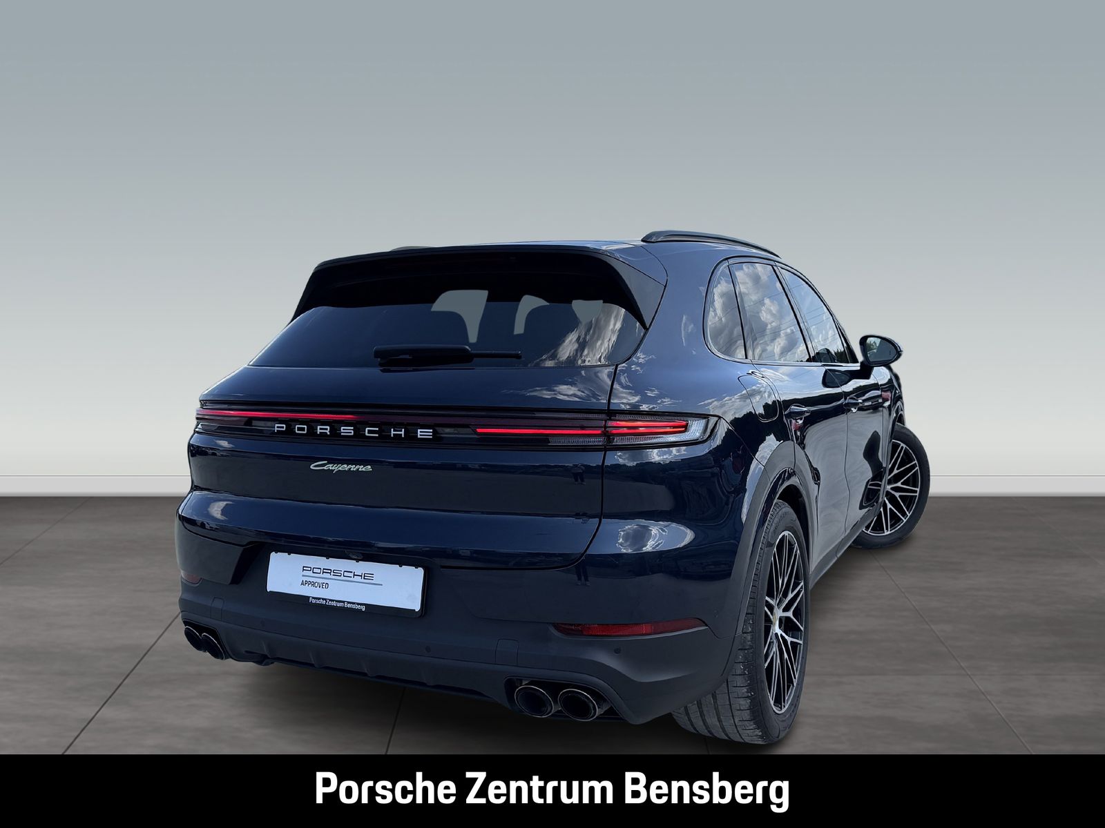 Porsche Cayenne E-Hybrid AHK Pano HUD Matrix SurroundVie