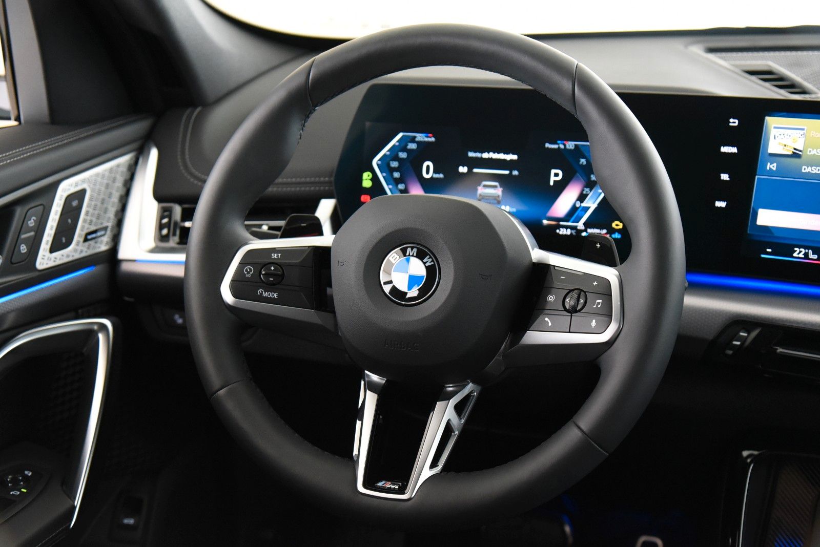 BMW X1 xDrive23d M Sportpaket - Samsaru's Car Outlet