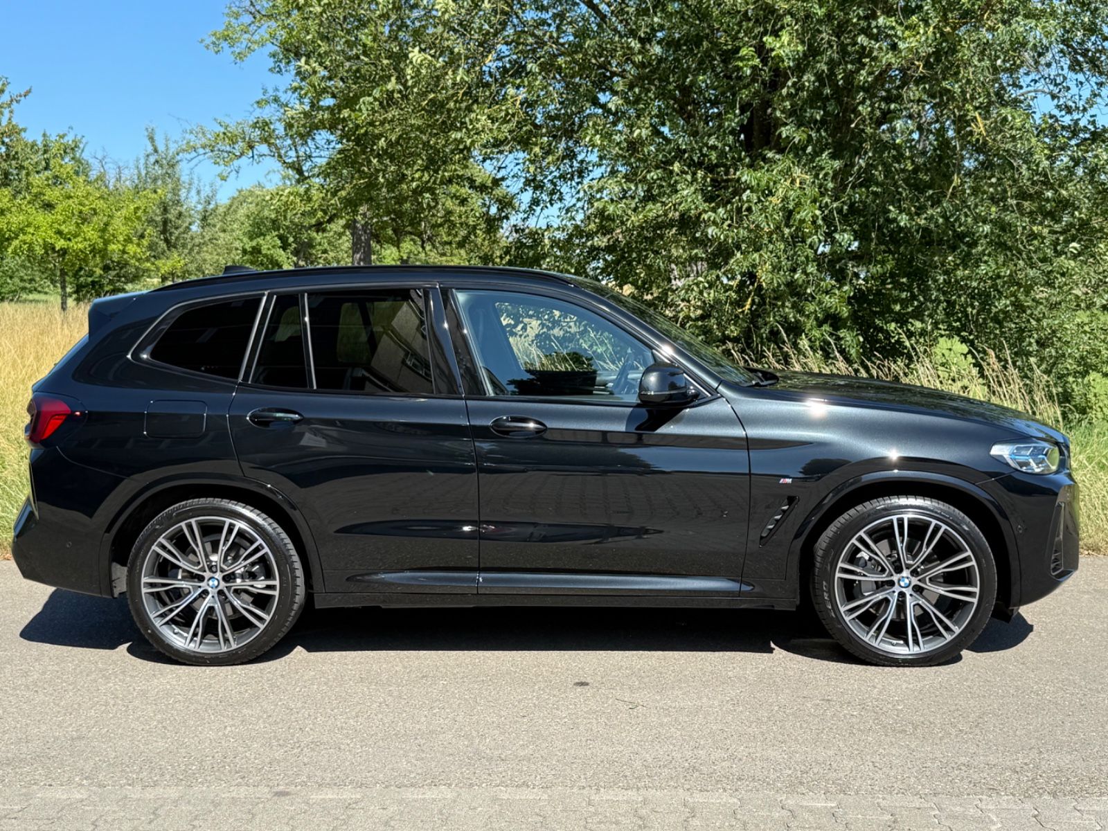 BMW X3 xDrive 30 d M Sport Pano Laser HeadUp AHK 21"
