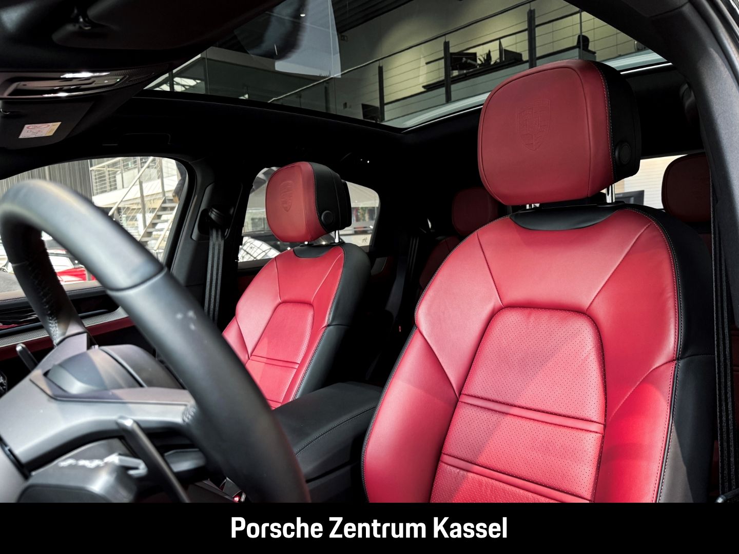 Porsche Cayenne EU6e E-Hybrid Coupe Park-Assistent