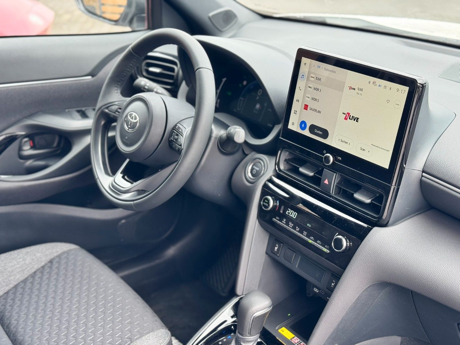 Toyota Yaris Cross 130 PS Hybrid Teamplayer | PDC | LED