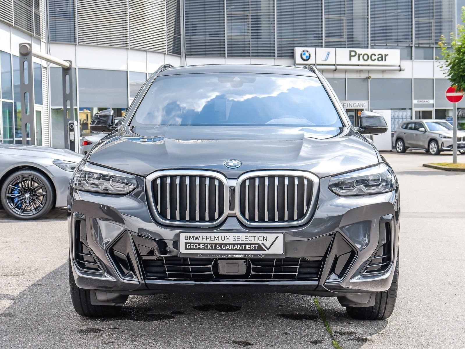BMW X3 xDrive30e M-Sport - Samsaru's Car Outlet