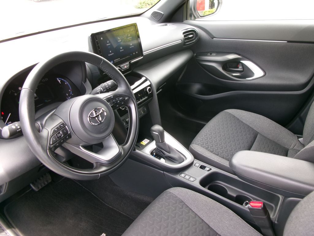 Toyota Yaris Cross Hybrid 1.5  Team D +TWW+Smart Key+