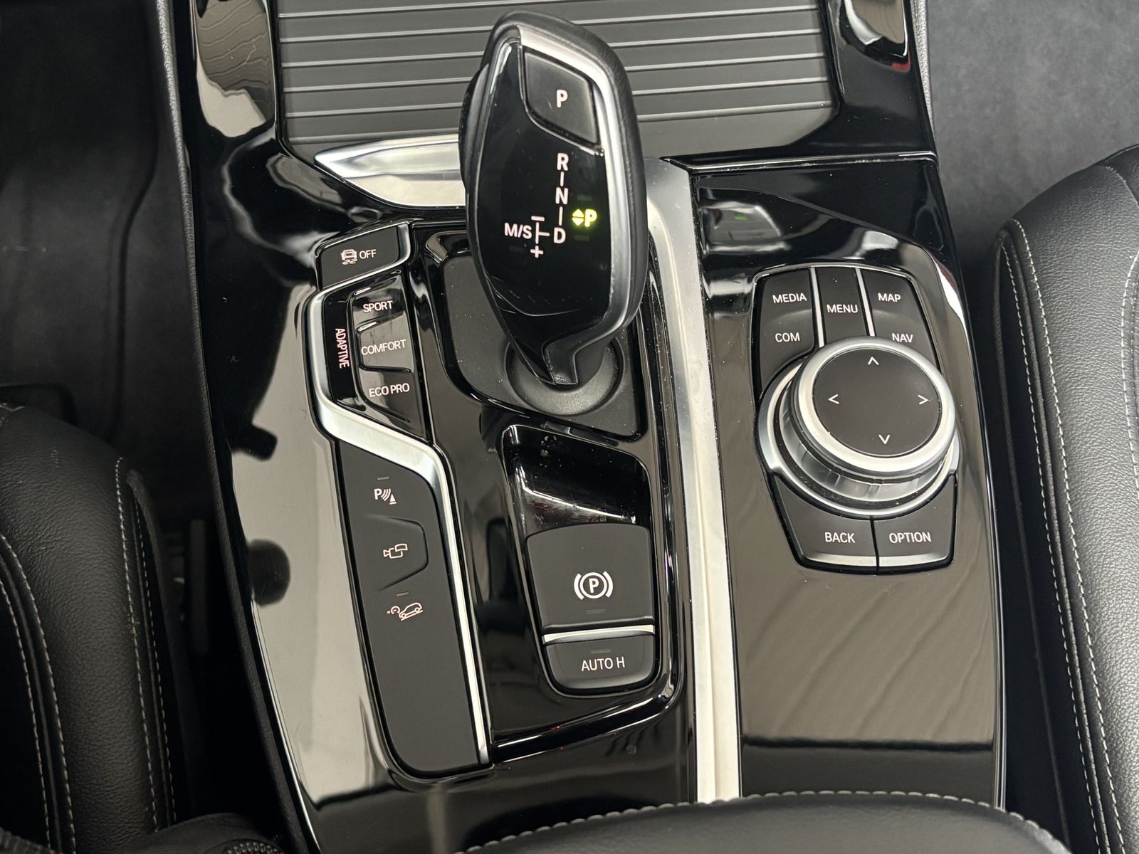 BMW X3 30d xDrive Luxury Line AHK ACC LEDER HUD LED