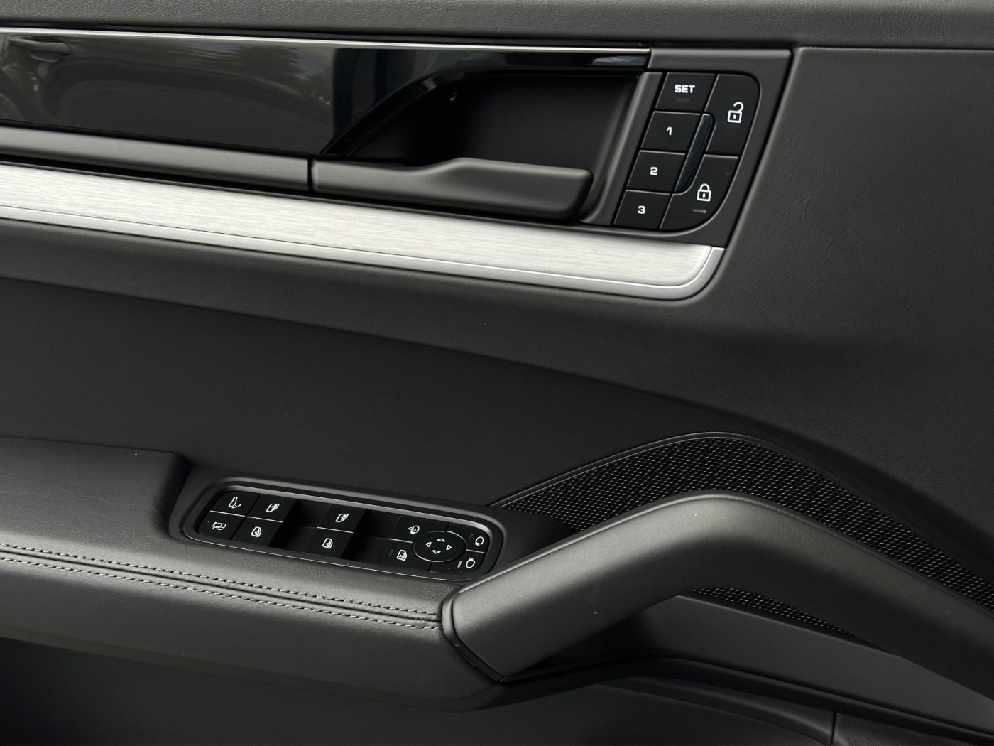 Porsche Cayenne S E-Hybrid Coupé PANO Soft-Close BOSE