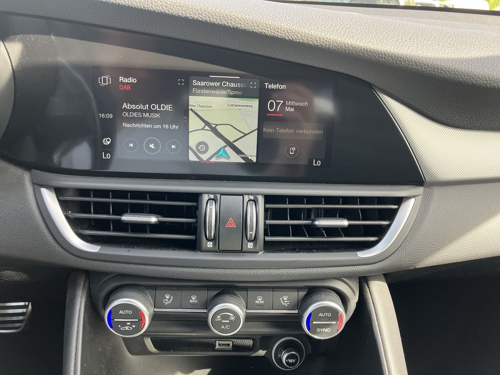 Alfa Romeo Giulia Sprint 2.0 Turbo 16V Automatik*Navi*Klima