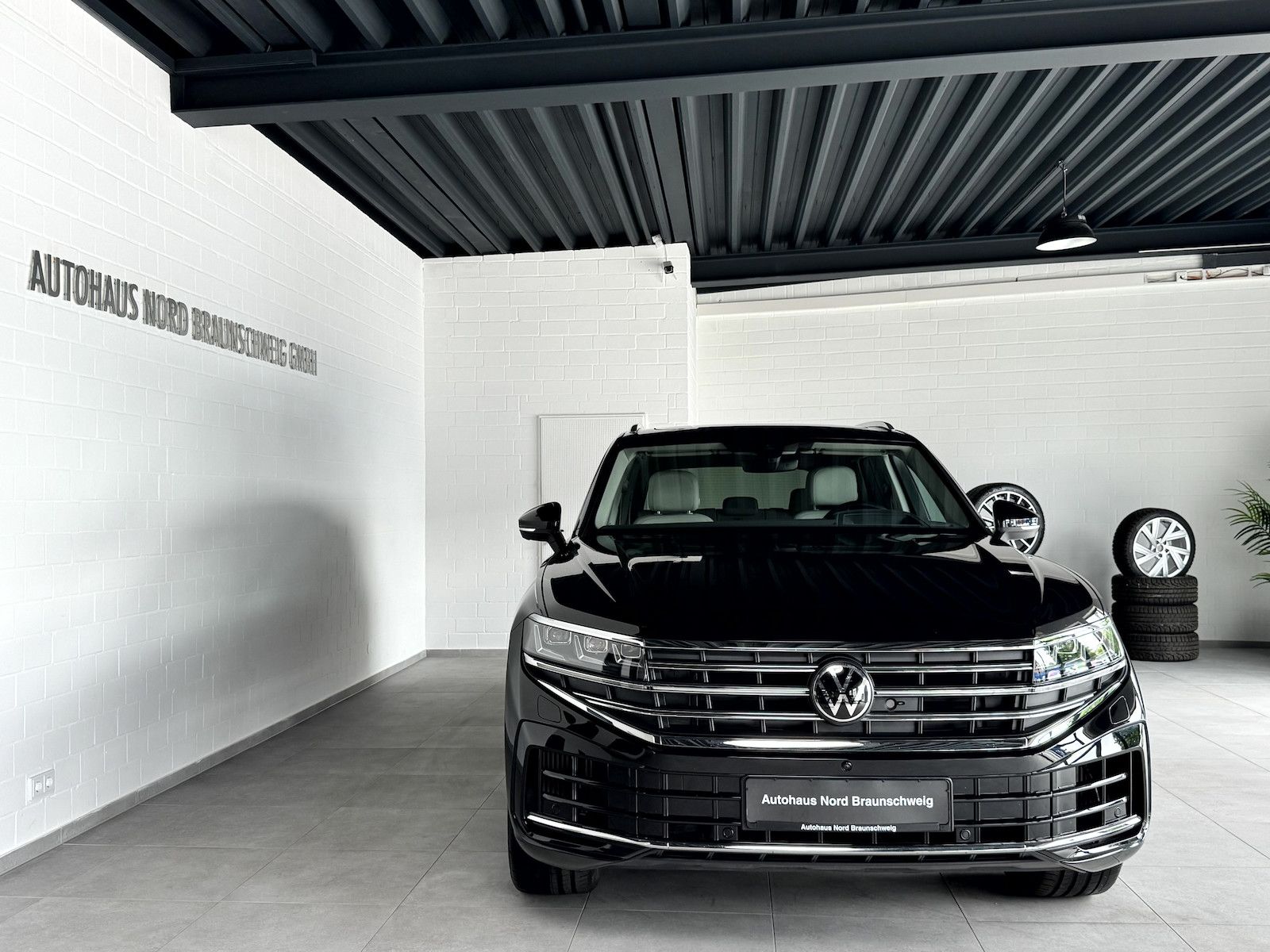 Volkswagen Touareg 3.0 TSI eHybrid 4Motion*IQ*Pano*AHK*HUD*