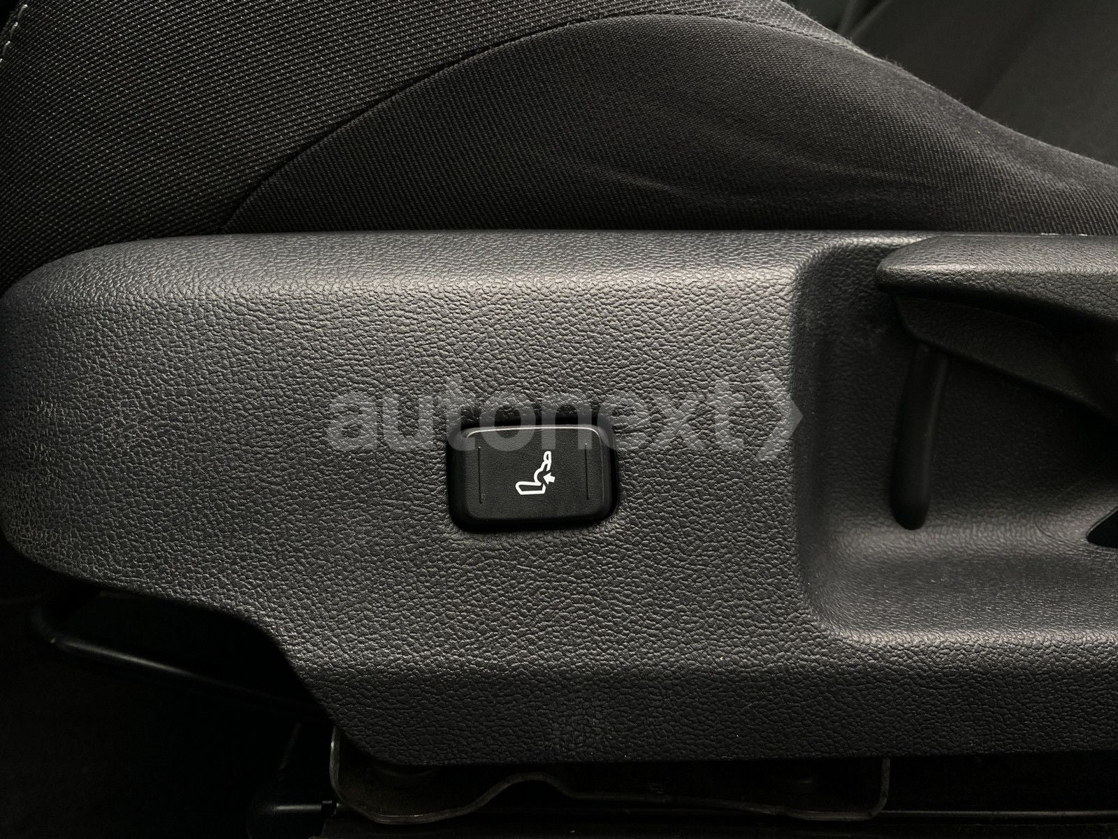 Toyota Corolla Hybrid Business Edition - Samsaru's Car Outlet