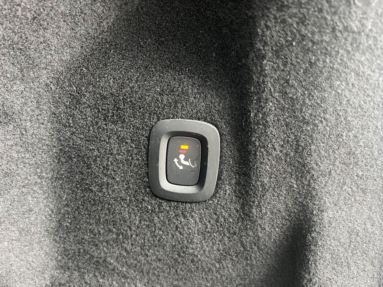 Volvo XC60 B4 Diesel AWD Inscription AHK GARANTIE