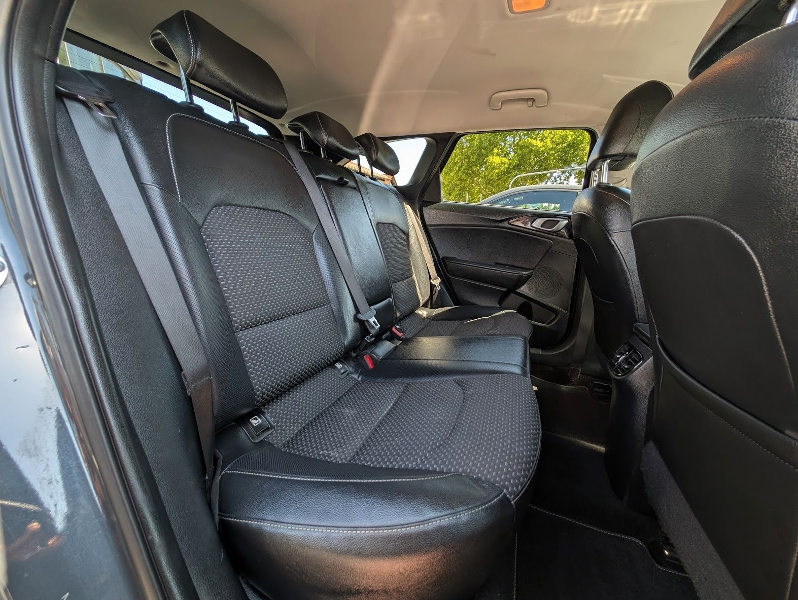 Kia cee'd Sportswagon - Samsaru's Car Outlet