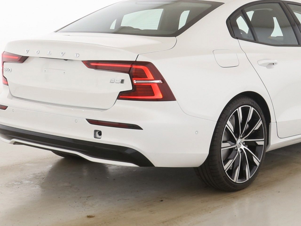 Volvo S60 B5 Ultimate Dark AWD