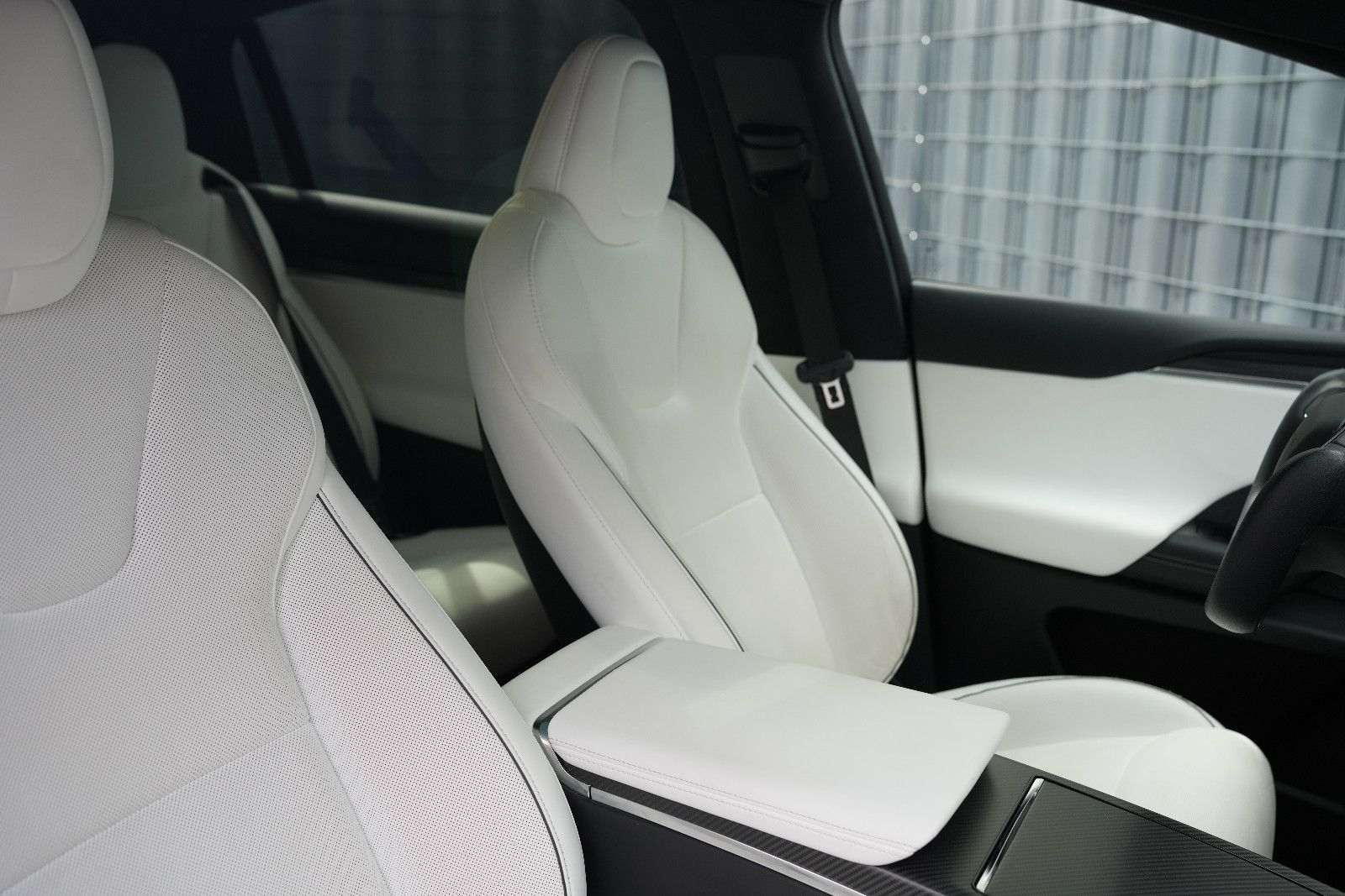 Tesla Model X PLAID*1020PS TRI-MOTOR*AWD*PREMIUM 6SITZ