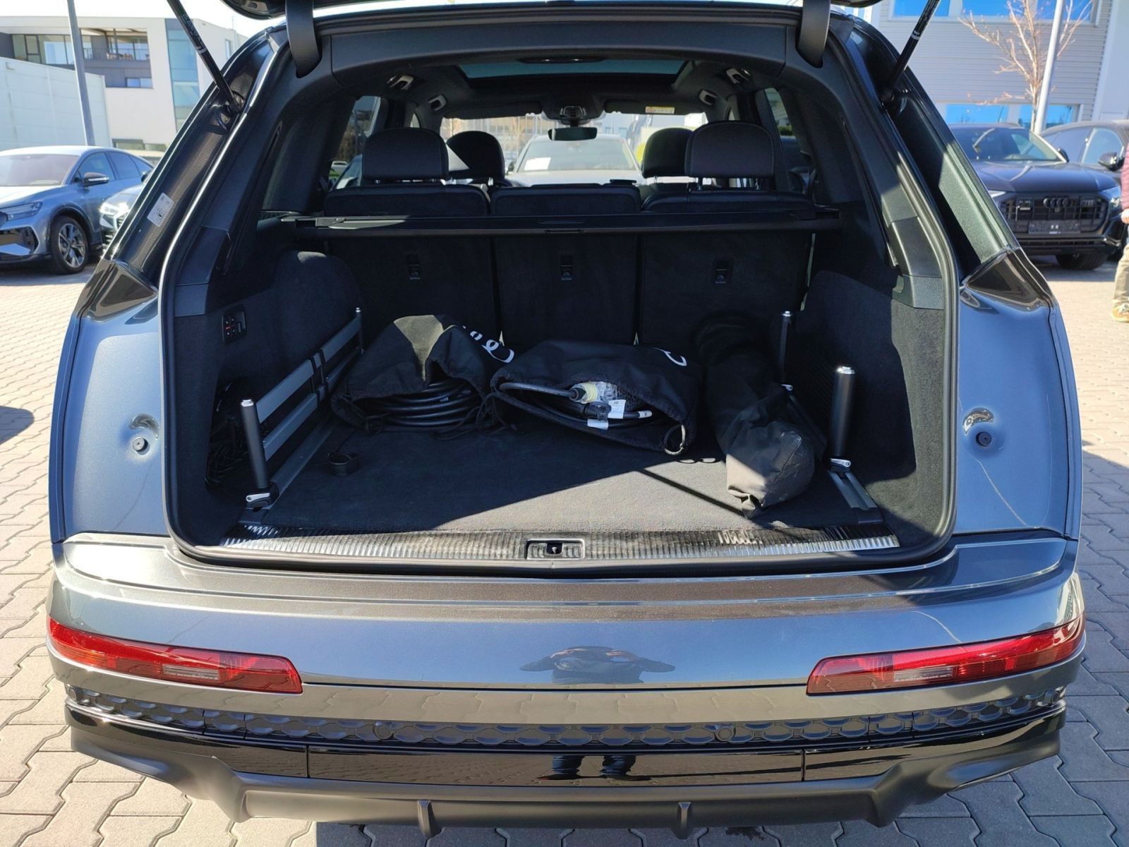 Audi Q7 55 TFSI e quattro S line*Navi*Matrix*Alu*B&O*